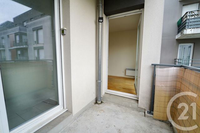 Appartement à louer - 3 pièces - 67.0 m2 - MONTEVRAIN - 77 - ILE-DE-FRANCE - Century 21 Immobilier Val D'Europe