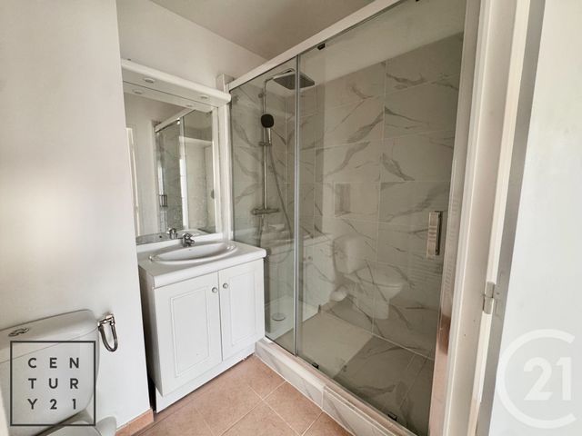 Appartement à louer - 2 pièces - 38.38 m2 - SERRIS - 77 - ILE-DE-FRANCE - Century 21 Immobilier Val D'Europe