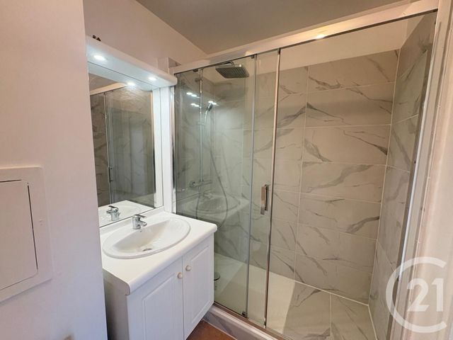 Appartement à louer - 2 pièces - 38.38 m2 - SERRIS - 77 - ILE-DE-FRANCE - Century 21 Immobilier Val D'Europe