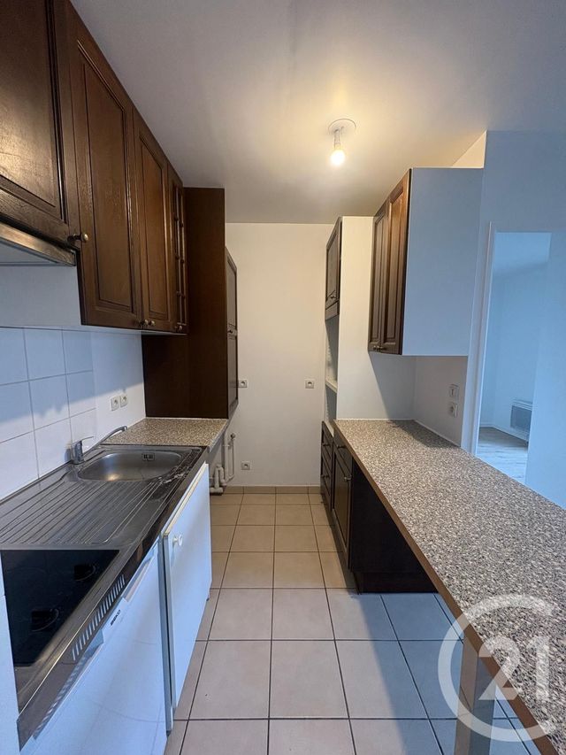 Appartement à louer - 2 pièces - 38.38 m2 - SERRIS - 77 - ILE-DE-FRANCE - Century 21 Immobilier Val D'Europe