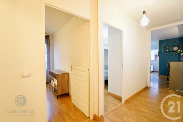 Appartement F2 à louer - 3 pièces - 64.25 m2 - MONTEVRAIN - 77 - ILE-DE-FRANCE - Century 21 Immobilier Val D'Europe