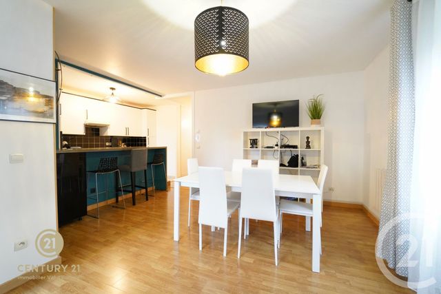 Appartement F2 à louer - 3 pièces - 64.25 m2 - MONTEVRAIN - 77 - ILE-DE-FRANCE - Century 21 Immobilier Val D'Europe