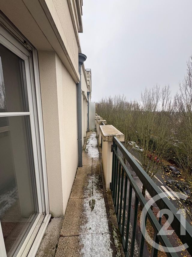 Appartement Studio à louer - 1 pièce - 31.8 m2 - SERRIS - 77 - ILE-DE-FRANCE - Century 21 Immobilier Val D'Europe