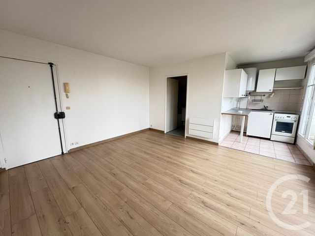 Appartement Studio à louer - 1 pièce - 31.8 m2 - SERRIS - 77 - ILE-DE-FRANCE - Century 21 Immobilier Val D'Europe