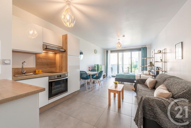 Appartement F1 à vendre - 1 pièce - 35.6 m2 - MONTEVRAIN - 77 - ILE-DE-FRANCE - Century 21 Immobilier Val D'Europe