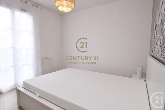 Appartement F2 à louer - 2 pièces - 45.95 m2 - SERRIS - 77 - ILE-DE-FRANCE - Century 21 Immobilier Val D'Europe