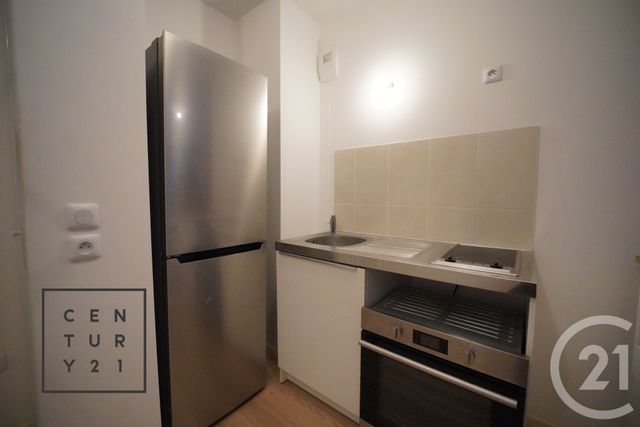 Appartement Studio à louer - 1 pièce - 29.6 m2 - MONTEVRAIN - 77 - ILE-DE-FRANCE - Century 21 Immobilier Val D'Europe