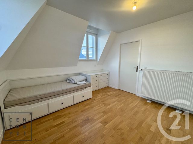 Appartement F4 à louer - 4 pièces - 85.1 m2 - SERRIS - 77 - ILE-DE-FRANCE - Century 21 Immobilier Val D'Europe