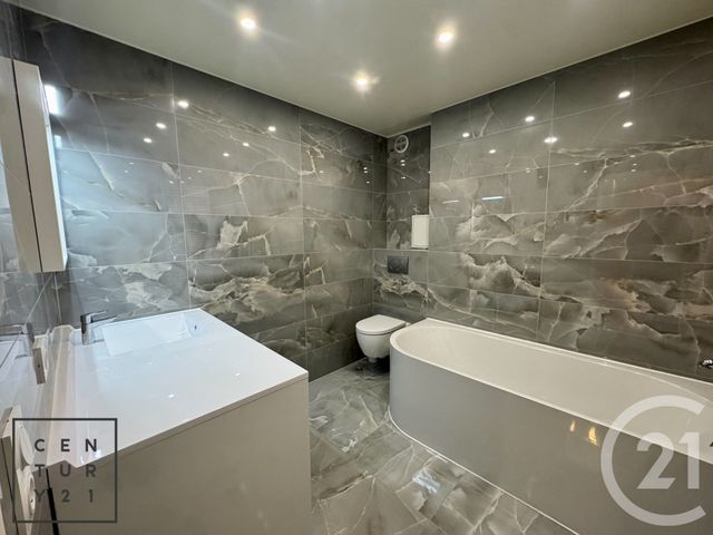 Appartement F4 à louer - 4 pièces - 85.1 m2 - SERRIS - 77 - ILE-DE-FRANCE - Century 21 Immobilier Val D'Europe