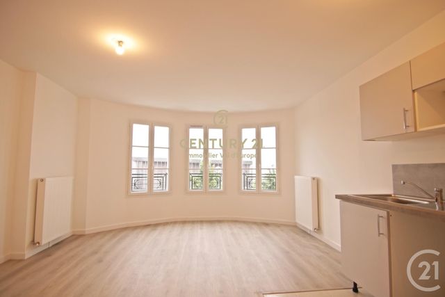 Appartement F2 à louer - 2 pièces - 47.87 m2 - SERRIS - 77 - ILE-DE-FRANCE - Century 21 Immobilier Val D'Europe