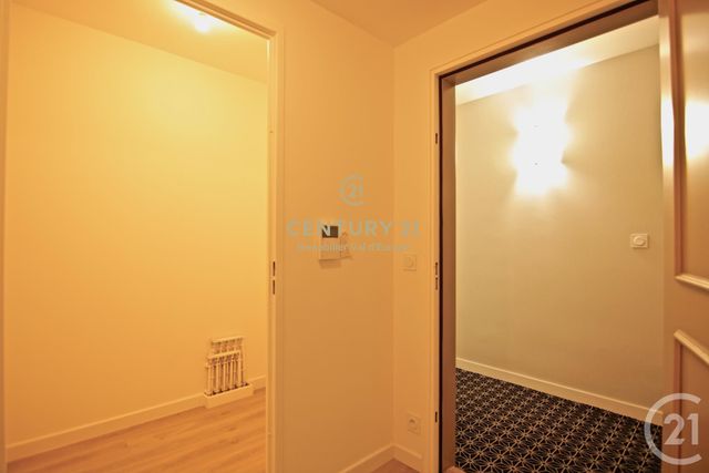 Appartement F2 à louer - 2 pièces - 47.87 m2 - SERRIS - 77 - ILE-DE-FRANCE - Century 21 Immobilier Val D'Europe