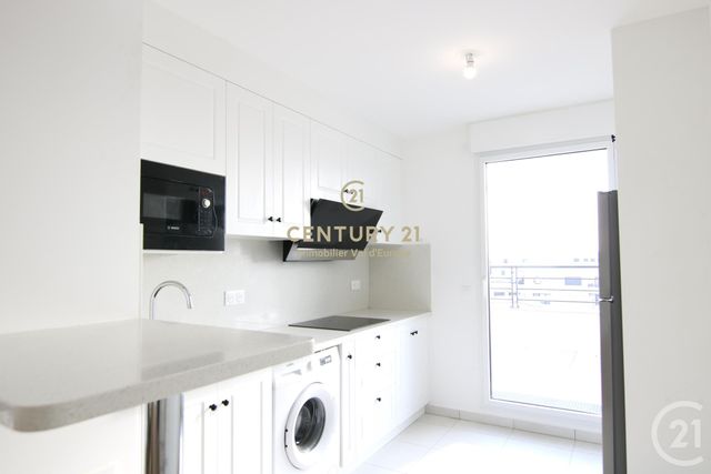 Appartement F4 à louer - 4 pièces - 74.0 m2 - CHESSY - 77 - ILE-DE-FRANCE - Century 21 Immobilier Val D'Europe