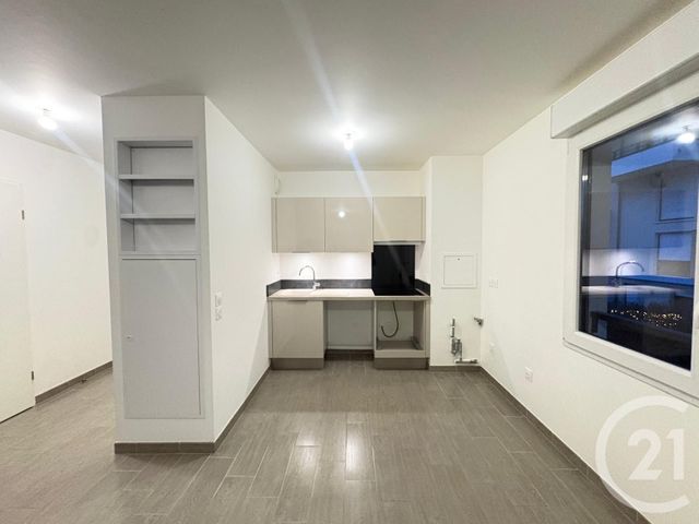 Appartement F2 à louer - 2 pièces - 41.33 m2 - MONTEVRAIN - 77 - ILE-DE-FRANCE - Century 21 Immobilier Val D'Europe