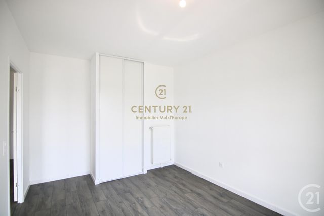 Appartement F2 à louer - 2 pièces - 44.0 m2 - SERRIS - 77 - ILE-DE-FRANCE - Century 21 Immobilier Val D'Europe