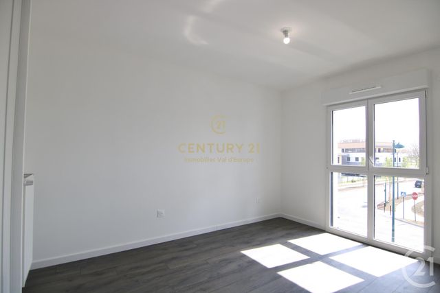Appartement F2 à louer - 2 pièces - 44.0 m2 - SERRIS - 77 - ILE-DE-FRANCE - Century 21 Immobilier Val D'Europe
