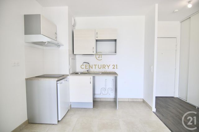 Appartement F2 à louer - 2 pièces - 44.0 m2 - SERRIS - 77 - ILE-DE-FRANCE - Century 21 Immobilier Val D'Europe