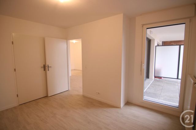 Appartement F2 à louer - 2 pièces - 43.8 m2 - NOISIEL - 77 - ILE-DE-FRANCE - Century 21 Immobilier Val D'Europe