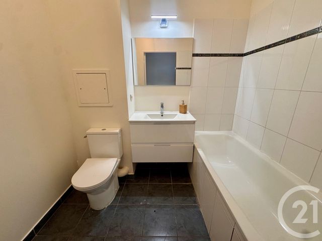 Appartement F4 à vendre - 4 pièces - 83.97 m2 - SERRIS - 77 - ILE-DE-FRANCE - Century 21 Immobilier Val D'Europe
