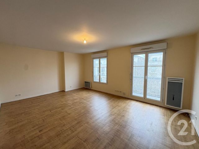 Appartement F4 à vendre - 4 pièces - 84.4 m2 - SERRIS - 77 - ILE-DE-FRANCE - Century 21 Immobilier Val D'Europe