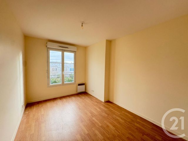 Appartement F4 à vendre - 4 pièces - 84.4 m2 - SERRIS - 77 - ILE-DE-FRANCE - Century 21 Immobilier Val D'Europe