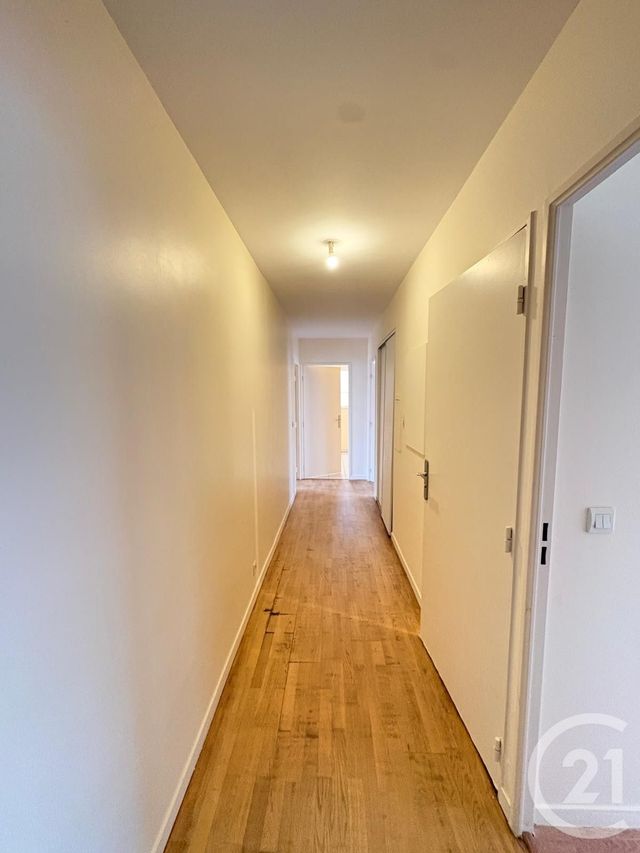 Appartement F4 à vendre - 4 pièces - 84.4 m2 - SERRIS - 77 - ILE-DE-FRANCE - Century 21 Immobilier Val D'Europe
