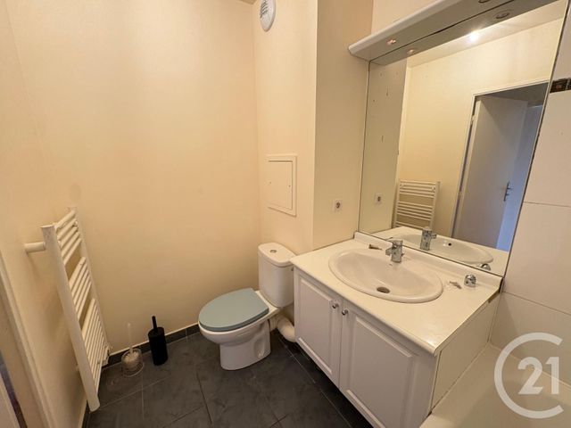 Appartement F4 à vendre - 4 pièces - 84.4 m2 - SERRIS - 77 - ILE-DE-FRANCE - Century 21 Immobilier Val D'Europe