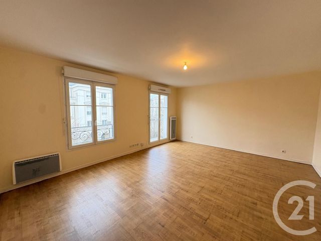 Appartement F4 à vendre - 4 pièces - 84.4 m2 - SERRIS - 77 - ILE-DE-FRANCE - Century 21 Immobilier Val D'Europe