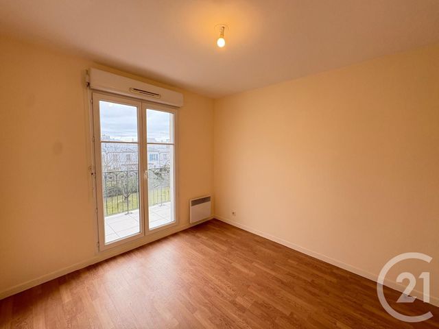 Appartement F4 à vendre - 4 pièces - 84.4 m2 - SERRIS - 77 - ILE-DE-FRANCE - Century 21 Immobilier Val D'Europe