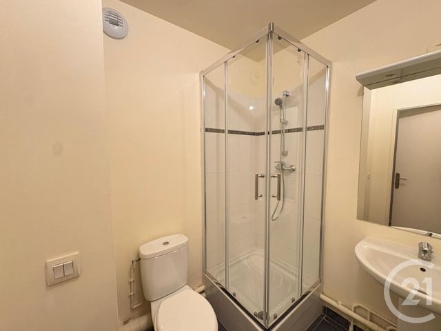 Appartement F4 à vendre - 4 pièces - 84.4 m2 - SERRIS - 77 - ILE-DE-FRANCE - Century 21 Immobilier Val D'Europe