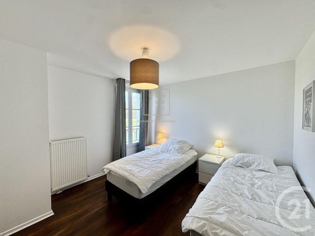 Appartement F3 à vendre - 3 pièces - 80.95 m2 - SERRIS - 77 - ILE-DE-FRANCE - Century 21 Immobilier Val D'Europe