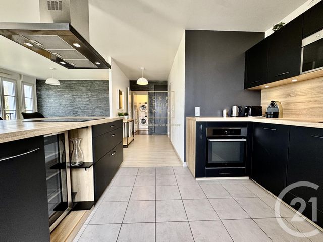 Appartement F3 à vendre - 3 pièces - 80.95 m2 - SERRIS - 77 - ILE-DE-FRANCE - Century 21 Immobilier Val D'Europe