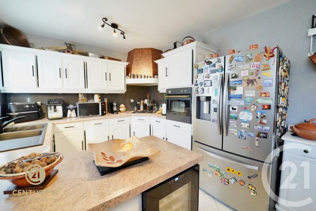 maison à vendre - 8 pièces - 163.66 m2 - BAILLY ROMAINVILLIERS - 77 - ILE-DE-FRANCE - Century 21 Immobilier Val D'Europe