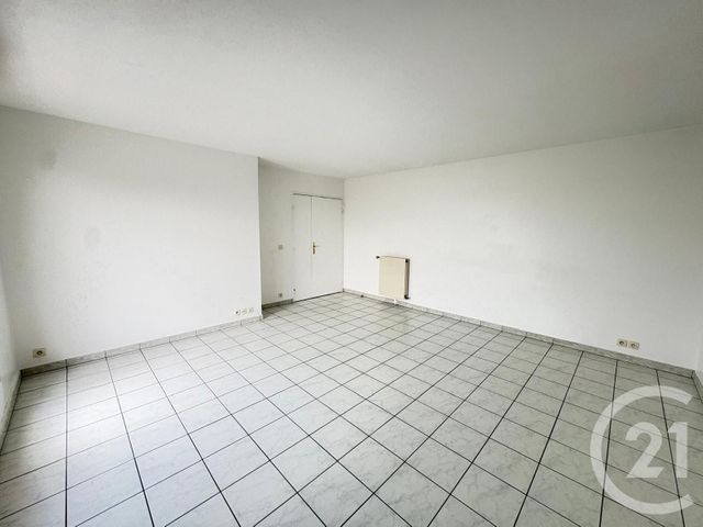 Appartement F4 à vendre - 4 pièces - 84.0 m2 - SERRIS - 77 - ILE-DE-FRANCE - Century 21 Immobilier Val D'Europe