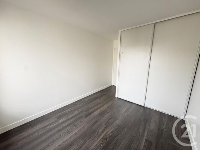 Appartement F4 à vendre - 4 pièces - 84.0 m2 - SERRIS - 77 - ILE-DE-FRANCE - Century 21 Immobilier Val D'Europe