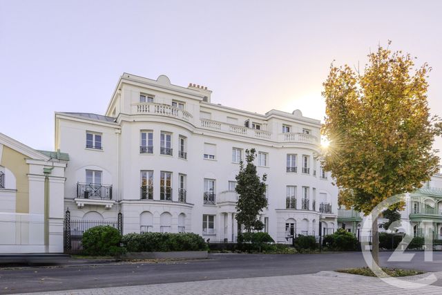 Appartement F2 à louer - 2 pièces - 39.8 m2 - SERRIS - 77 - ILE-DE-FRANCE - Century 21 Immobilier Val D'Europe