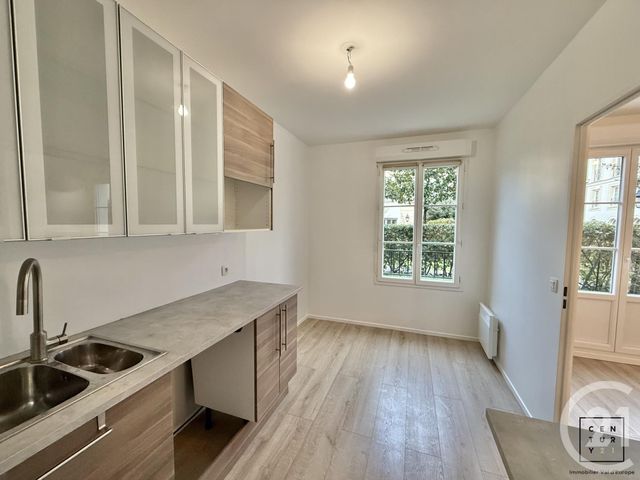 Appartement F3 à louer - 3 pièces - 71.4 m2 - SERRIS - 77 - ILE-DE-FRANCE - Century 21 Immobilier Val D'Europe