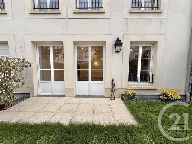 Appartement F3 à louer - 3 pièces - 71.4 m2 - SERRIS - 77 - ILE-DE-FRANCE - Century 21 Immobilier Val D'Europe