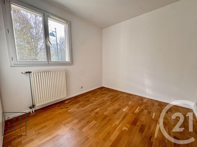 Appartement à vendre - 4 pièces - 75.3 m2 - MONTEVRAIN - 77 - ILE-DE-FRANCE - Century 21 Immobilier Val D'Europe