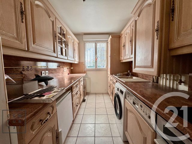 Appartement à vendre - 4 pièces - 75.3 m2 - MONTEVRAIN - 77 - ILE-DE-FRANCE - Century 21 Immobilier Val D'Europe