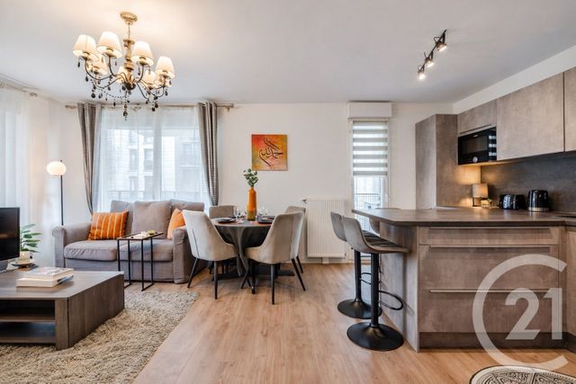 Appartement F3 à louer - 3 pièces - 60.6 m2 - MONTEVRAIN - 77 - ILE-DE-FRANCE - Century 21 Immobilier Val D'Europe