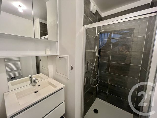 Appartement Duplex à vendre - 4 pièces - 80.01 m2 - MONTEVRAIN - 77 - ILE-DE-FRANCE - Century 21 Immobilier Val D'Europe