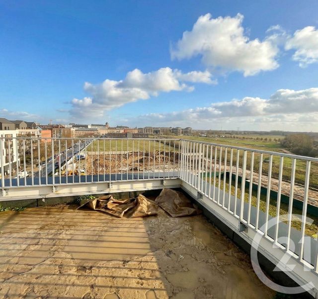 Appartement Duplex à vendre - 4 pièces - 80.01 m2 - MONTEVRAIN - 77 - ILE-DE-FRANCE - Century 21 Immobilier Val D'Europe