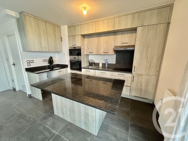 Appartement Duplex à vendre - 4 pièces - 80.01 m2 - MONTEVRAIN - 77 - ILE-DE-FRANCE - Century 21 Immobilier Val D'Europe