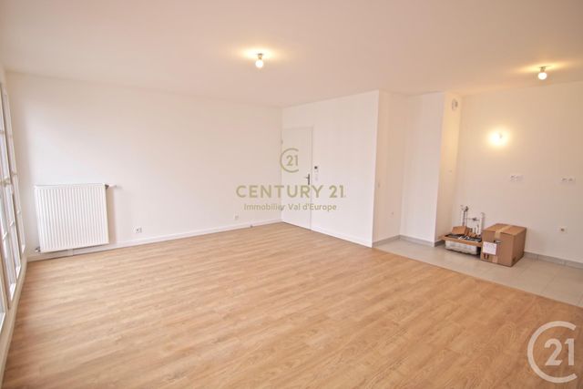 Appartement F3 à louer - 3 pièces - 64.0 m2 - SERRIS - 77 - ILE-DE-FRANCE - Century 21 Immobilier Val D'Europe