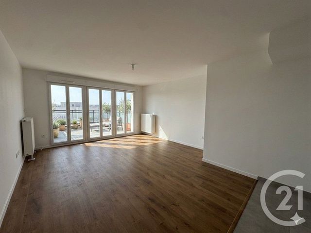 Appartement F4 à vendre - 4 pièces - 77.97 m2 - SERRIS - 77 - ILE-DE-FRANCE - Century 21 Immobilier Val D'Europe
