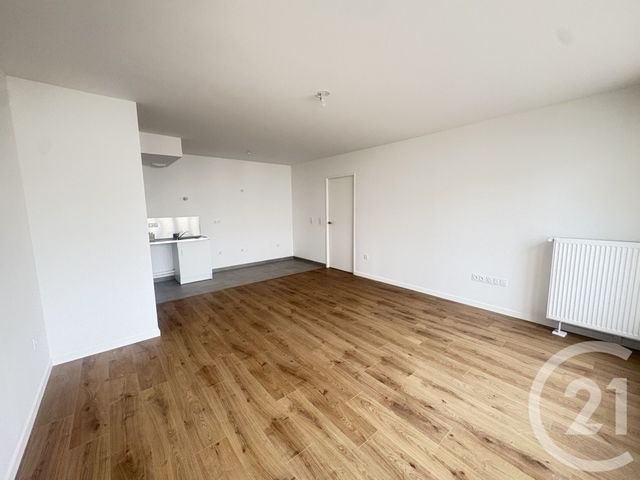 Appartement F4 à vendre - 4 pièces - 77.97 m2 - SERRIS - 77 - ILE-DE-FRANCE - Century 21 Immobilier Val D'Europe