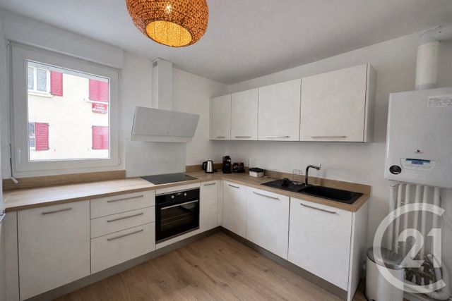 Appartement F5 à louer - 5 pièces - 94.72 m2 - SERRIS - 77 - ILE-DE-FRANCE - Century 21 Immobilier Val D'Europe