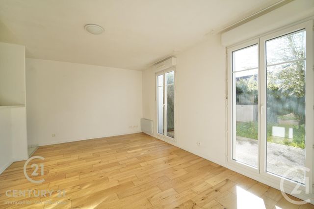 Appartement F2 à vendre - 2 pièces - 36.88 m2 - MAGNY LE HONGRE - 77 - ILE-DE-FRANCE - Century 21 Immobilier Val D'Europe