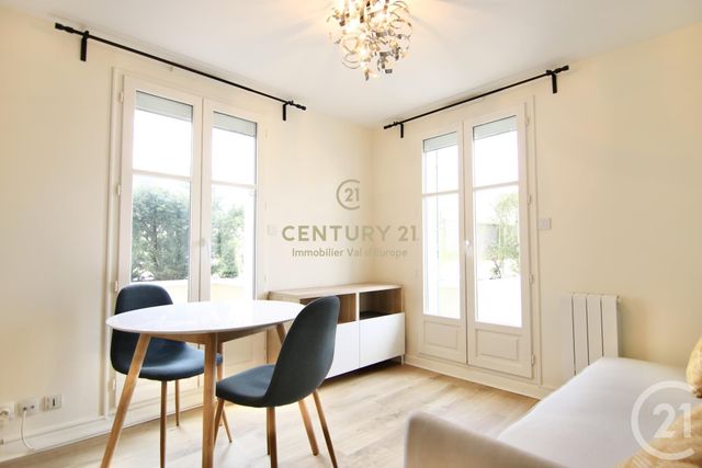 Appartement F2 à louer - 2 pièces - 30.6 m2 - BAILLY ROMAINVILLIERS - 77 - ILE-DE-FRANCE - Century 21 Immobilier Val D'Europe
