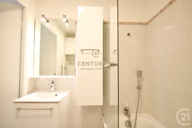 Appartement F2 à louer - 2 pièces - 30.6 m2 - BAILLY ROMAINVILLIERS - 77 - ILE-DE-FRANCE - Century 21 Immobilier Val D'Europe